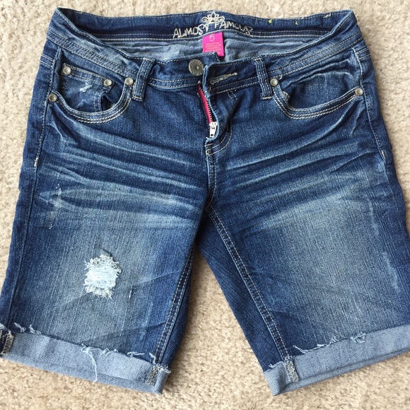 Almost Famous Pants - Jean shorts
